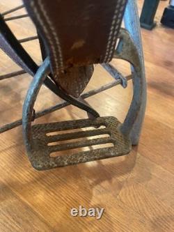 16 hornless Australian saddle withWestern matching leather cinch