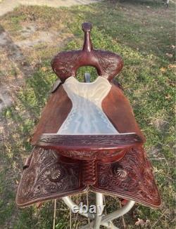 16 in Brown Tooled Leather Scott Thomas Barrel Saddle