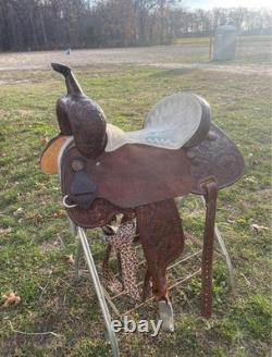 16 in Brown Tooled Leather Scott Thomas Barrel Saddle