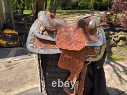16 in Dale Chavez Western Show Saddle