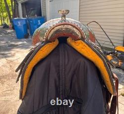 16 in Dale Chavez Western Show Saddle