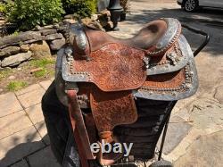 16 in Dale Chavez Western Show Saddle