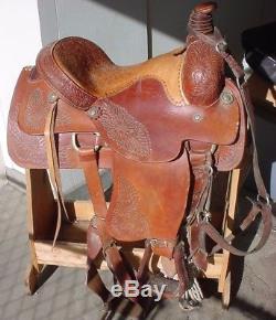 16 inch roping saddle with padded seat