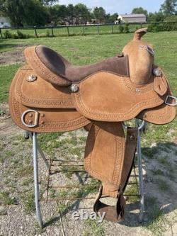 16 rough out Western training saddle withsuede seat NWOT