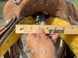 16 rough out Western training saddle withsuede seat NWOT