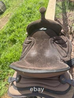17'' 508 Brown Big horn Western trail saddle Set Extra Wide BARS- Extras Incl