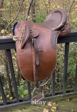 17 Australian Genuine Brown Leather Stock Saddle WithBrass Accents-VGC