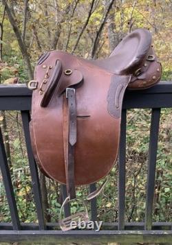 17 Australian Genuine Brown Leather Stock Saddle WithBrass Accents-VGC