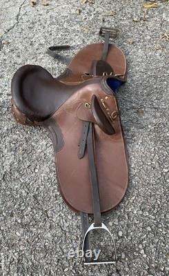 17 Australian Genuine Brown Leather Stock Saddle WithBrass Accents-VGC