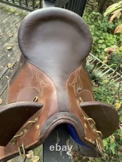 17 Australian Genuine Brown Leather Stock Saddle WithBrass Accents-VGC