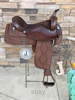 17 Big Horn #176, Light Weight Western Trail Horse Saddle, Clean
