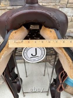 17 Big Horn Flexible Western Trail Horse Saddle- Clean