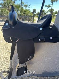 17'' Black Abetta ALL AROUND 20515-7 Western trail saddle QH BARS