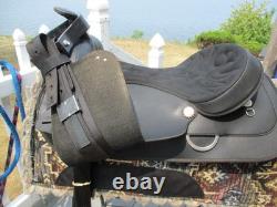 17'' Black Wintec Western trail saddle regular QH BARS USA