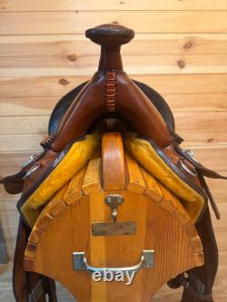 17 Brenneman's Gaited Western Trail Saddle 080754