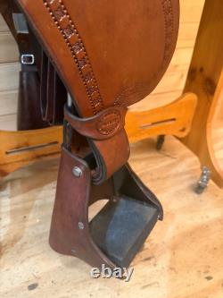 17 Brenneman's Gaited Western Trail Saddle 080754
