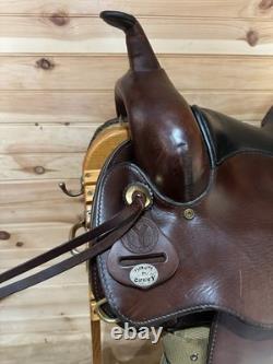 17 Circle Y Flex-Lite Round Skirt Western Trail Saddle Model 2374