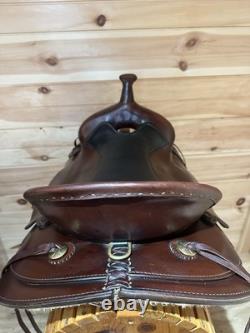 17 Circle Y Flex-Lite Round Skirt Western Trail Saddle Model 2374