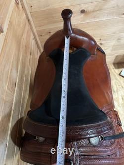 17 Circle Y Flex-Lite Western Trail Saddle Model 1558 (wide)