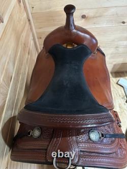 17 Circle Y Flex-Lite Western Trail Saddle Model 1558 (wide)