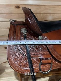 17 Circle Y Flex-Lite Western Trail Saddle Model 1558 (wide)