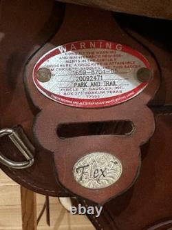 17 Circle Y Flex2 Cactus Flower Western Trail Saddle Model 1659