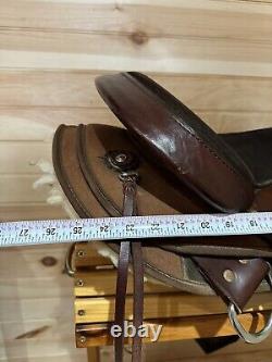 17 Circle Y High Horse El Campo Gaited Western Trail Saddle Model 6970