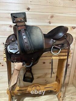 17 Circle Y High Horse El Campo Gaited Western Trail Saddle Model 6970