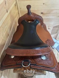 17 Circle Y High Horse Houston Western Trail Saddle Model 2610