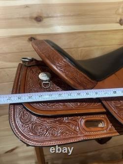 17 Circle Y High Horse Houston Western Trail Saddle Model 2610