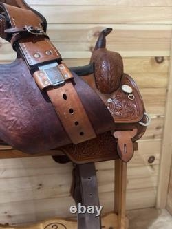 17 Circle Y High Horse Houston Western Trail Saddle Model 2610