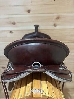 17 Circle Y High Horse Little River Round Skirt Western Trail Saddle Model 6863