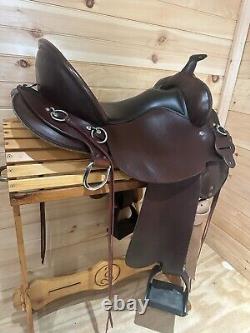 17 Circle Y High Horse Little River Round Skirt Western Trail Saddle Model 6863