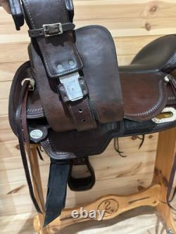 17 Circle Y Omaha Flex-Lite Round Skirt Western Trail Saddle Model 1554