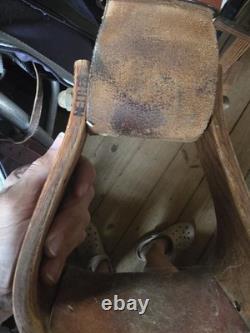 17 Dakota Roughout Saddle