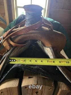 17 Dakota Roughout Saddle
