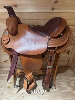 17 Dakota Saddlery Western Roping Saddle Model 553