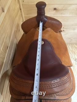 17 Dakota Saddlery Western Roping Saddle Model 553
