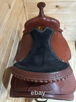 17 Dakota Saddlery Western Trail Saddle Model 350L