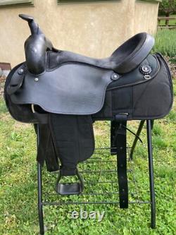 17 Fabtron Synthetic Cordura and Leather Lightweight Western Saddle 7113- Black