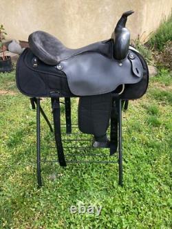 17 Fabtron Synthetic Cordura and Leather Lightweight Western Saddle 7113- Black