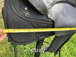 17 Fabtron Synthetic Cordura and Leather Lightweight Western Saddle 7113- Black