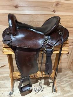 17 Imus 4Beat Gaited Endurance Trail Saddle