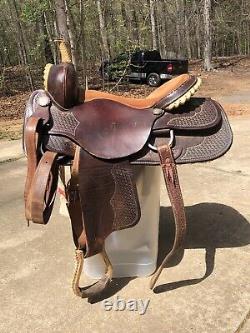 17 In. Western Trail/Ranch Saddle