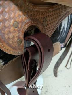 17 Inch Used McCall Saddlery Northwest Wade Western Saddle 1027-10851