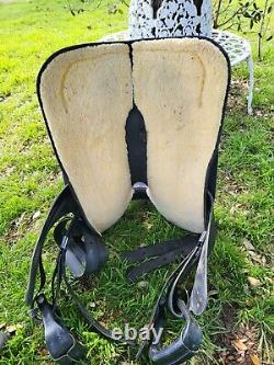 17 Inch Wintec Western Saddle