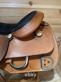 17 Rocking R Saddlery Western Work Training Saddle Model 1300