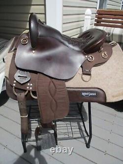 17'' TREKKER NEUTRON KING SERIES #8520 Endurance Western trail saddle SQH FLEX