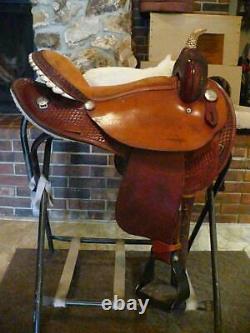 17 Used Nathan Lamb Western Saddle