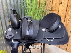 17 Wintec New Generation Close Contact Western Saddle Wide Tree DEMO Model